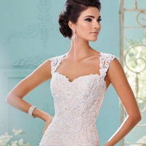 David Tutera/Mon Cheri Wedding Dress